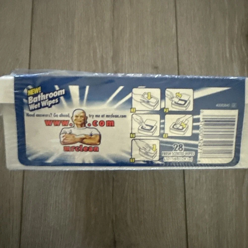Mr. Clean Cleaner Wipe-Ups Wet Wipes Pop Up Plastic Dispenser NOS 90s Movie Prop